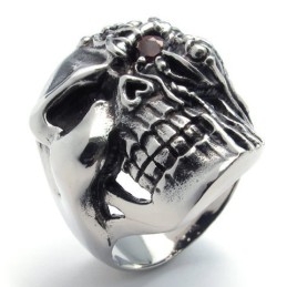 Fein Verarbeiteter Farbbrillanz Hochwertiger Titanring