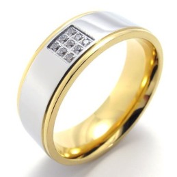 Geschickte Herstellung Wunderschöner Titanring In Hervorragender Qualität