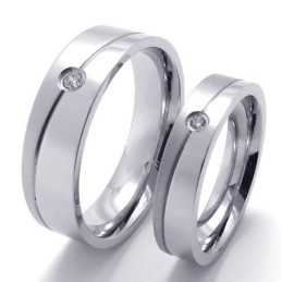 Professionelles Design Farbbrillanz Weltweit Bekannter Titanring