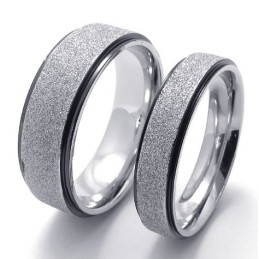 Ausgefeilte Technologie Farbbrillanz Hochwertiger Titanring