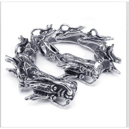 Ausgefeilte Technologie Farbbrillanz Hervorragende Qualität Titanarmband