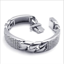 Ausgefeilte Technologie Farbbrillanz Hervorragende Qualität Titanarmband