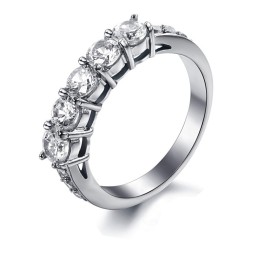 Zuverlässiger Leistungsring Aus Titan Für Damen Mit Strass