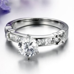 Qualität Und Quantität Gesichert Weiblicher Titanring Mit Strass