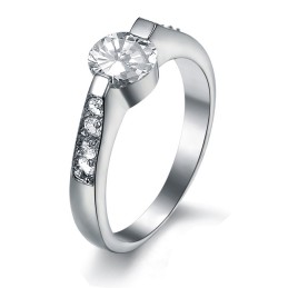 Stabiler Qualitäts-Titanring Für Damen Mit Strass