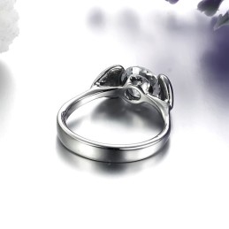 Stabiler Qualitäts-Titanring Für Damen Mit Strass