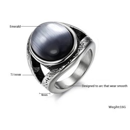 Langlebig Im Gebrauch, Übertriebener Smaragd-Titanring