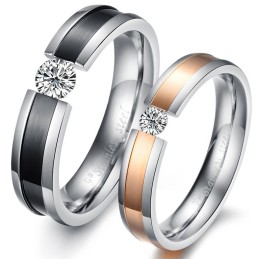 Zuverlässiger Performance-Titanring Für Verliebte Mit Strass