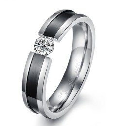 Zuverlässiger Performance-Titanring Für Verliebte Mit Strass