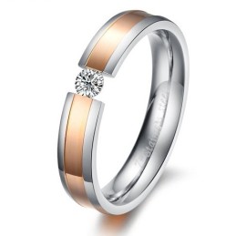 Zuverlässiger Performance-Titanring Für Verliebte Mit Strass