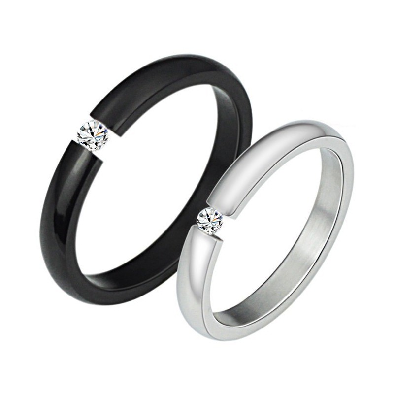 Hochwertiger Schwarz-Weißer Titanring Für Verliebte Mit Strass Hochwertiger Schwarz-Weißer Titanring Für Verliebte Mit Strass
