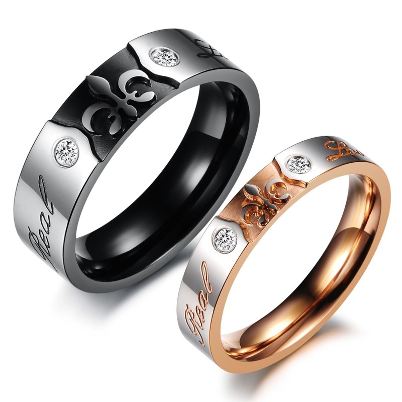 Zuverlässiger Titanring Mit Dekorativem Muster Für Liebhaber Zuverlässiger Titanring Mit Dekorativem Muster Für Liebhaber