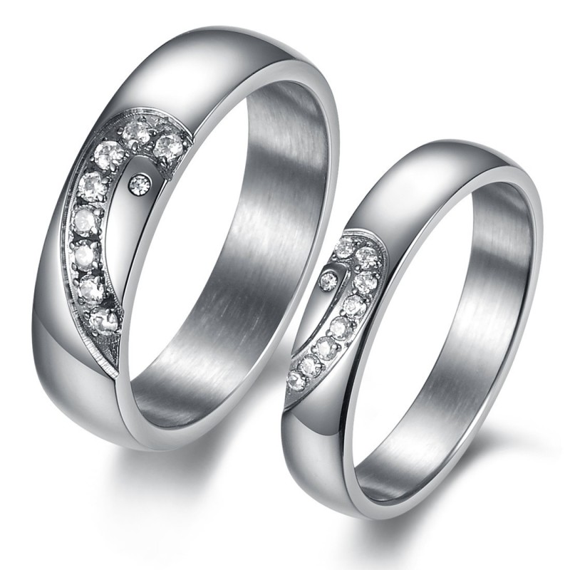 Langlebiger Titanring Für Liebhaber Langlebiger Titanring Für Liebhaber