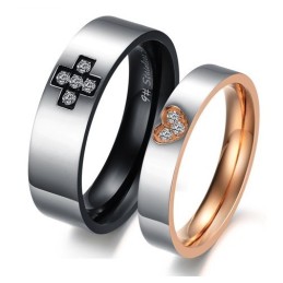 Hochwertiger Kreuz-Titanring Für Verliebte