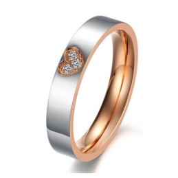 Hochwertiger Kreuz-Titanring Für Verliebte