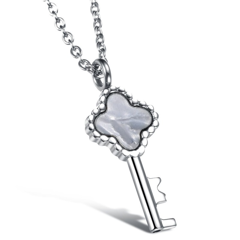 Hochwertige Weibliche Schlüsselkette Aus Titan Hochwertige Weibliche Schlüsselkette Aus Titan