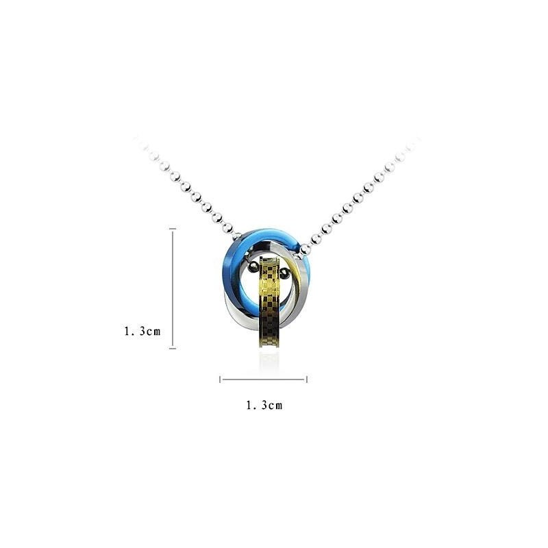 Modischer Anhänger Mit Dreifarbigen Ringen Und Titan-Halskette Modischer Anhänger Mit Dreifarbigen Ringen Und Titan-Halskette
