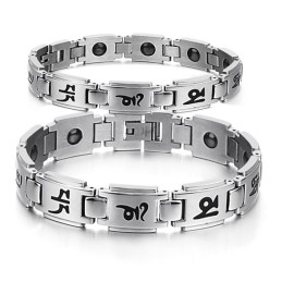 Langlebiges Titanarmband Für Liebhaber