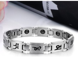 Langlebiges Titanarmband Für Liebhaber