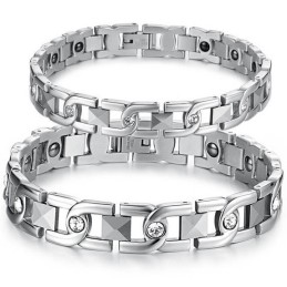 Große Auswahl An Anti-Ermüdungs-Titan-Armbändern Für Liebhaber