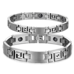 Einfach Zu Verwendendes Klassisches Titanarmband Für Liebhaber