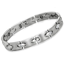 Die Königin Der Qualitätsgesundheit Titanarmband