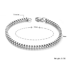 Bekannt Für Sein Hochwertiges Herrenarmband Aus Titan