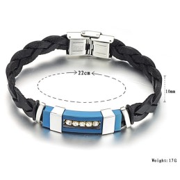 Große Auswahl An Männlichen Titan-Lederarmbändern