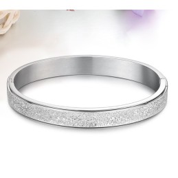 Stabiler Qualitäts-Scrub-Titan-Armreif Für Liebhaber