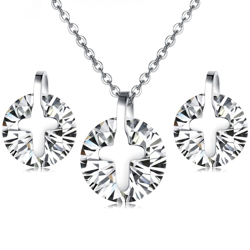 Die Königin Der Hochwertigen Titan-Halskette Und Ohrringe Mit Strass Die Königin Der Hochwertigen Titan-Halskette Und Ohrringe Mit Strass