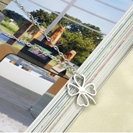 Einfach Zu Verwendende Weibliche Halskette Aus iertem Titan In Kleeblattform