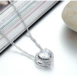 Zuverlässige Qualität Weibliche Sweetheart Platin Beschichtung Titan Halskette Mit Strass