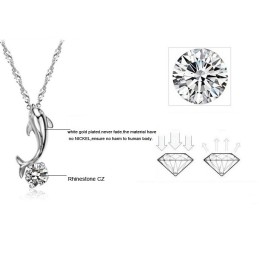 Weltweit Bekannte Weibliche Halskette Aus Platiniertem Titan In Delfinform Mit Diamant