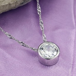 To Have A Long Story Damen Platinierte Titan Halskette Mit Strass