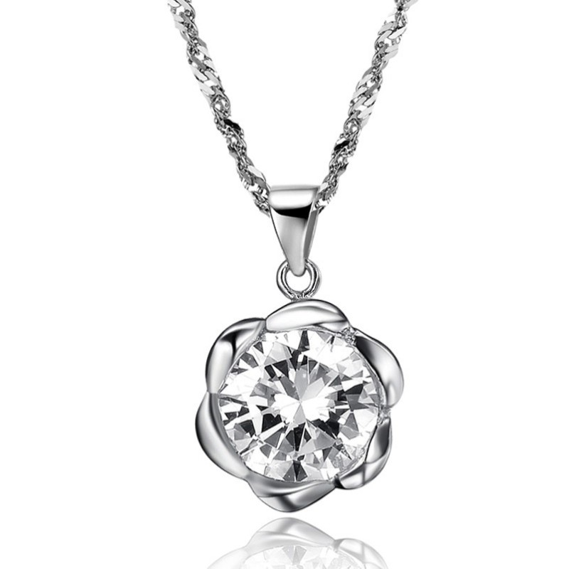 Stabile Qualität Weibliche Rose Form Platin Beschichtung Titan Halskette Stabile Qualität Weibliche Rose Form Platin Beschichtung Titan Halskette