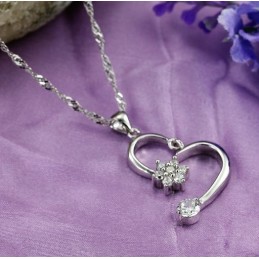 Qualität Und Quantität Gesichert Weibliche Platin Plating Titan Halskette Mit Strass