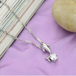 Qualität Und Quantität Gesichert Weibliche Delphin Form Platin Beschichtung Titan Halskette Mit Diamant