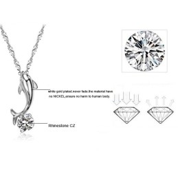 Qualität Und Quantität Gesichert Weibliche Delphin Form Platin Beschichtung Titan Halskette Mit Diamant