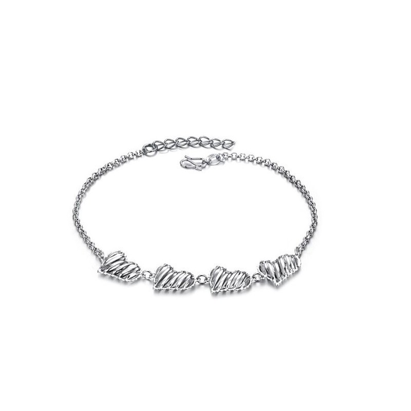 Hochwertiges Weibliches Hohles Sweetheart-Fußkettchen Aus Platiniertem Titan Hochwertiges Weibliches Hohles Sweetheart-Fußkettchen Aus Platiniertem Titan