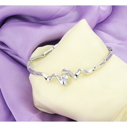 Große Auswahl An Klassischen Damen-Armbändern Aus Platiniertem Titan Mit Strass