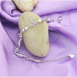 Langlebig Im Einsatz Weibliches Lila -Titan-Armband Mit Diamant