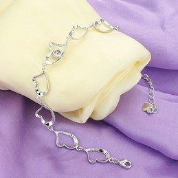 Weltweit Bekanntes Platiniertes Titanarmband Für Damen Mit Strass