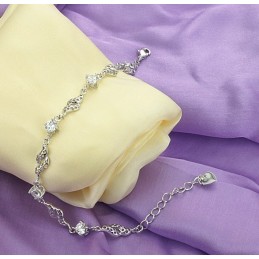 Hochwertiges Weibliches Hohles Platin-Titan-Armband Mit Strass