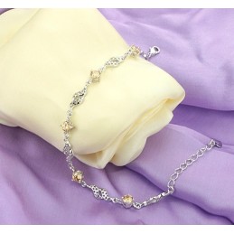Hochwertiges Weibliches Hohles Platin-Titan-Armband Mit Diamant