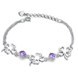 Hochwertiges Damenarmband Aus Platiniertem Titan In Kleeblattform