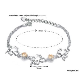 Hochwertiges Damenarmband Aus Platiniertem Titan In Kleeblattform