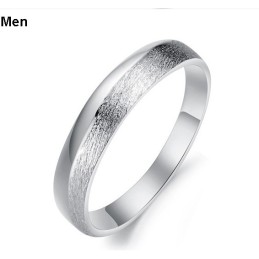Weltweit Bekannter Platinierter Titanring Für Verliebte Mit Strass