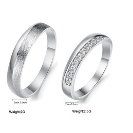 Weltweit Bekannter Platinierter Titanring Für Verliebte Mit Strass