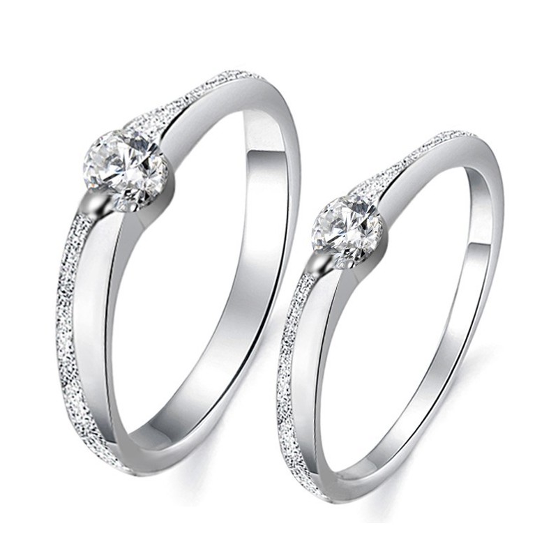 Qualität Und Quantität Gesichert Platinierter Titanring Für Liebhaber Mit Strass Qualität Und Quantität Gesichert Platinierter Titanring Für Liebhaber Mit Strass