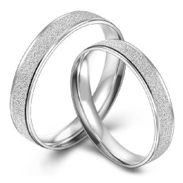 Einfach Zu Verwendender Platin-Titanring Aus Perlengarn Für Liebhaber